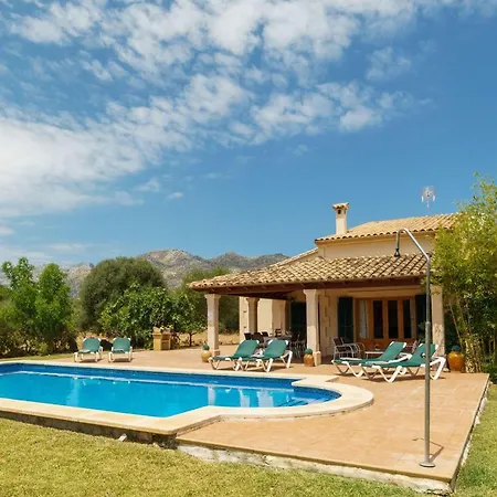 Villa Punta Colet